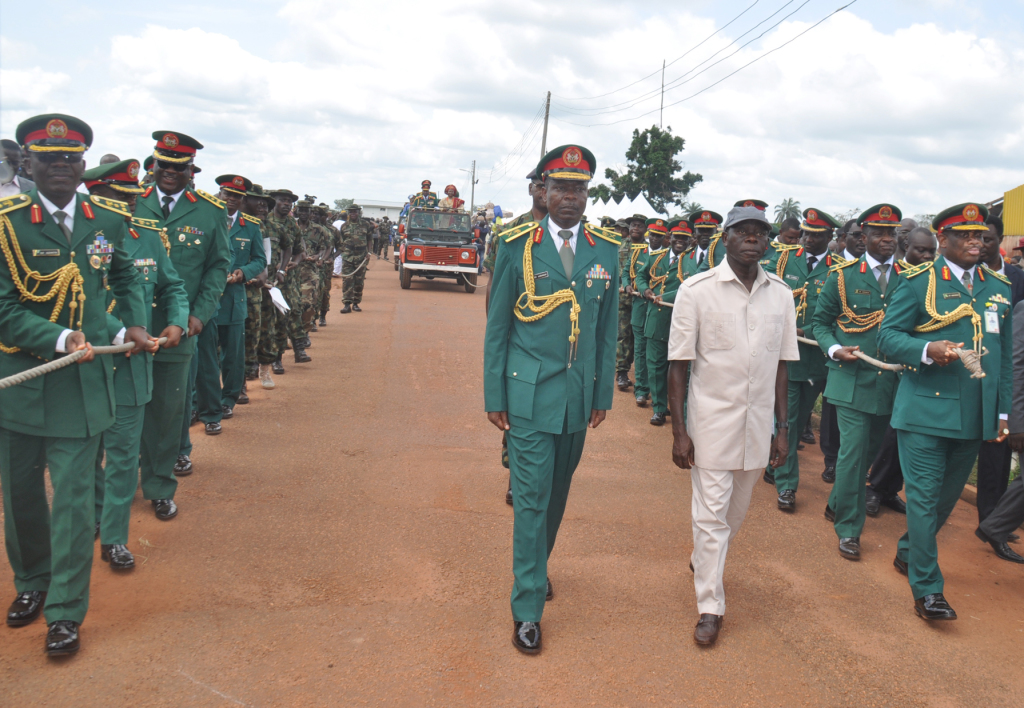 Governor Adams Oshiomhole of Edo State and Maj.-Gen S.U Labaran, Corps Commander, lead other serving Army Generals to pull out 15 retired Generals at their Farewell Parade and Pulling-Out Ceremony at the Nigerian Army School of Electrical and Mechanical Engineering (NAEME) in Auchi, last weekend.