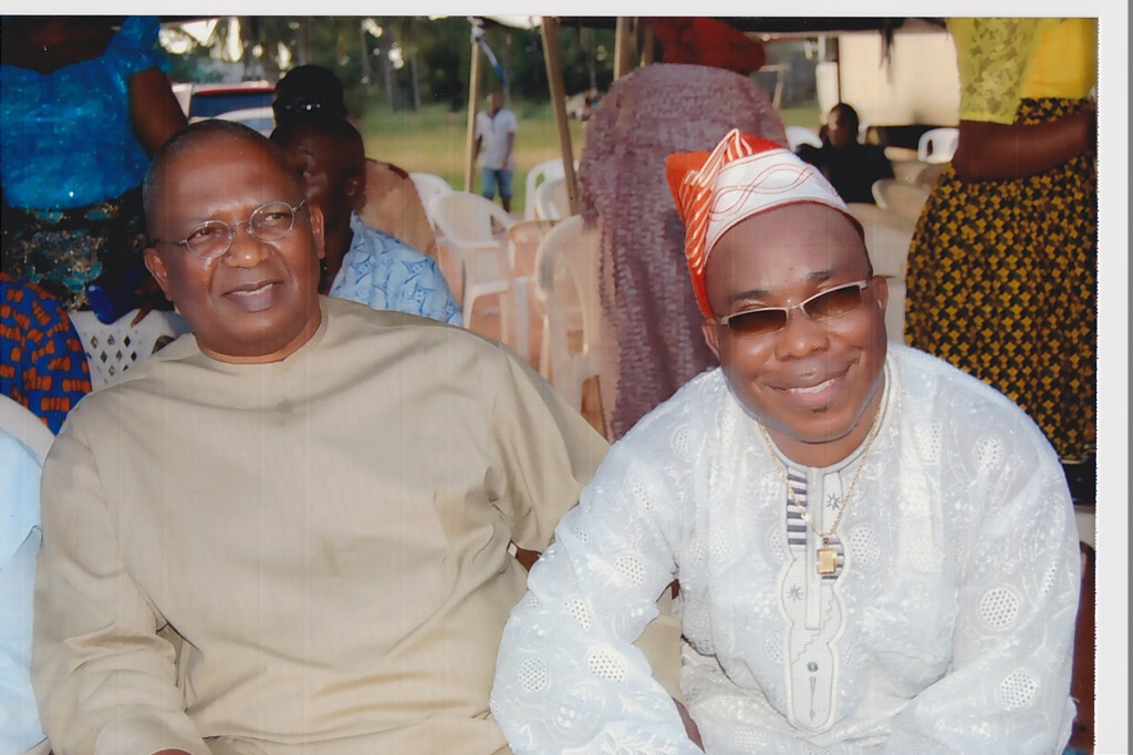 From left on the front roll are Engineer Chris Ogiemwonyi  and Mr. Osagie Igbinosun.