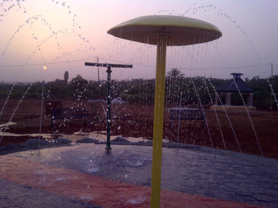 Another newer version of a water splash pad at the park, photo by Katie Salami.