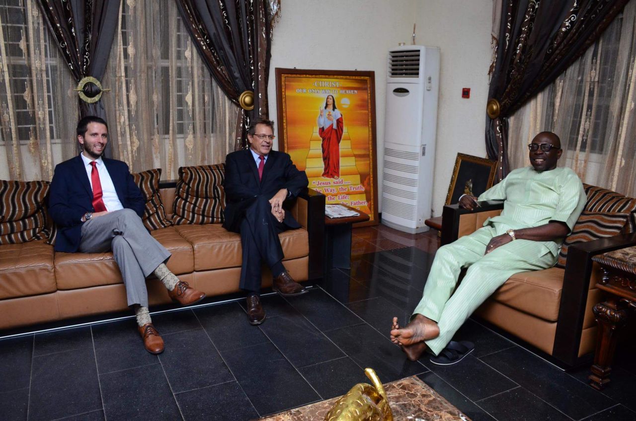 Pastor Osagie Ize-Iyamu during a meeting with the U.S. Consul-General in Nigeria, Mr. F. John Bray (second from right).