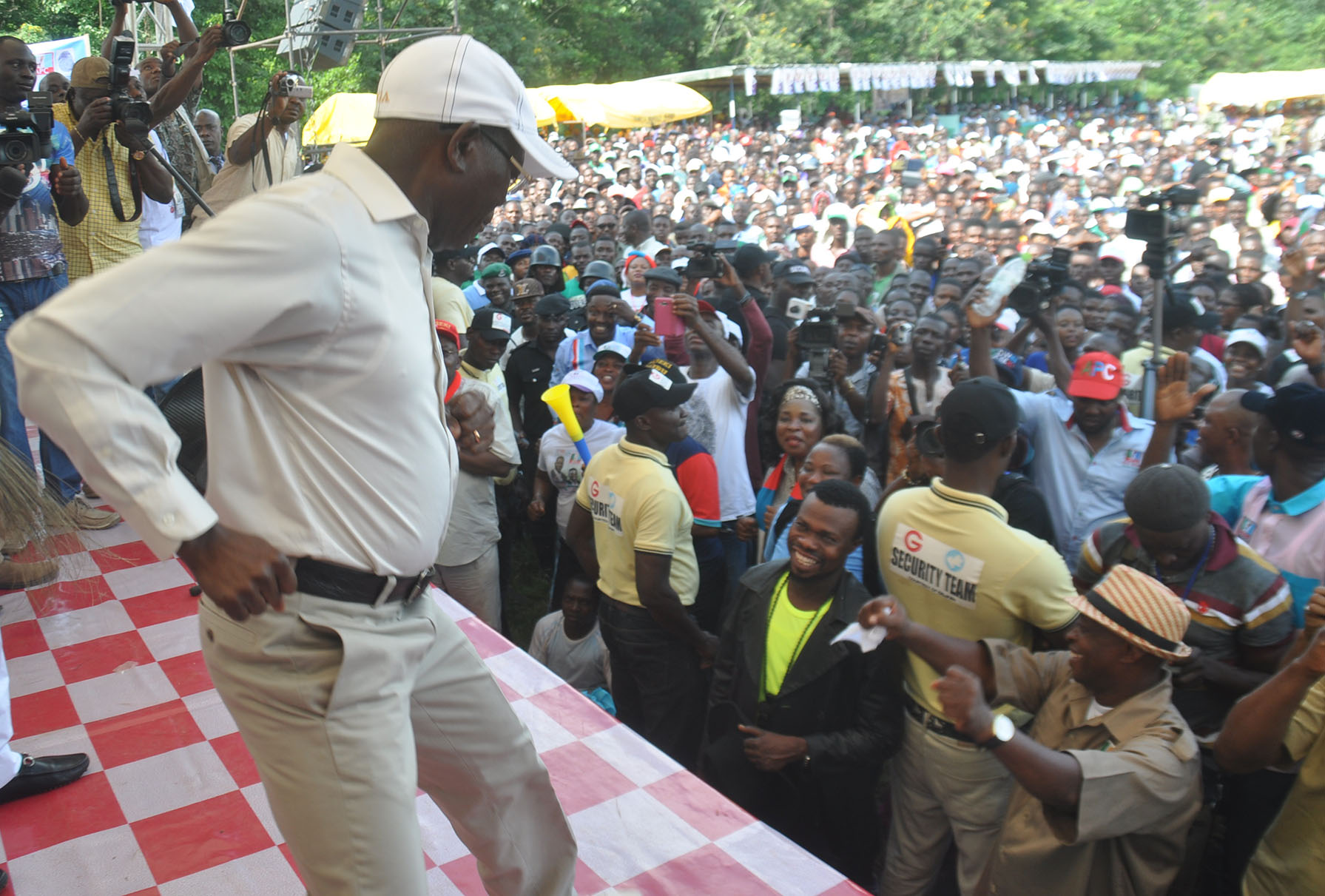 Governor Adams Oshiomhole of Edo State addresses APC faithful and supporters during the party's campaign in Igarra, Akoko Edo Local Government Area, yesterday.