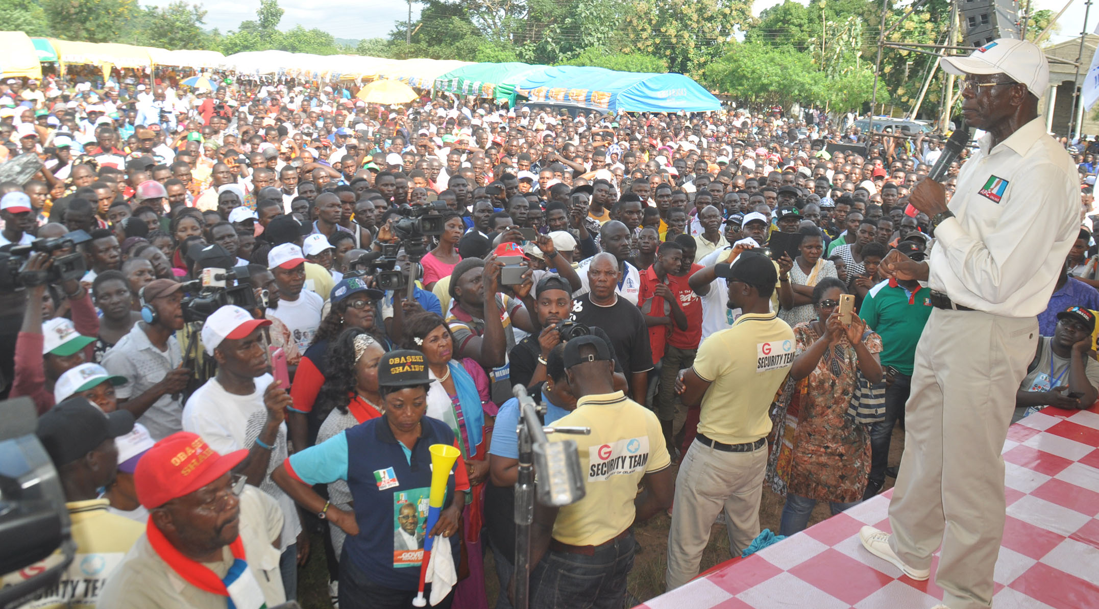 Governor Adams Oshiomhole of Edo State addresses APC faithful and supporters during the party's campaign in Igarra, Akoko Edo Local Government Area, yesterday.