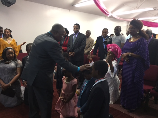 pastor-sorinmade-blessing-apostle-naomi-osagiedes-childrenn